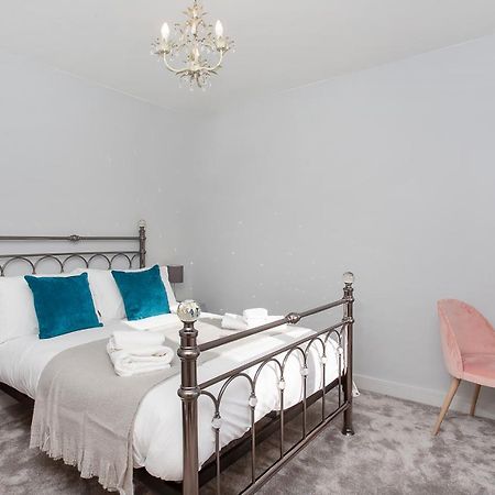 The Luxury Potting Shed With Free Parking! Appartamento York Esterno foto