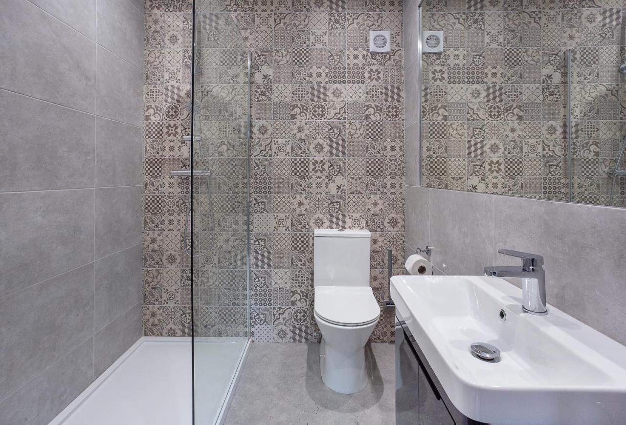 The Luxury Potting Shed With Free Parking! Appartamento York Esterno foto