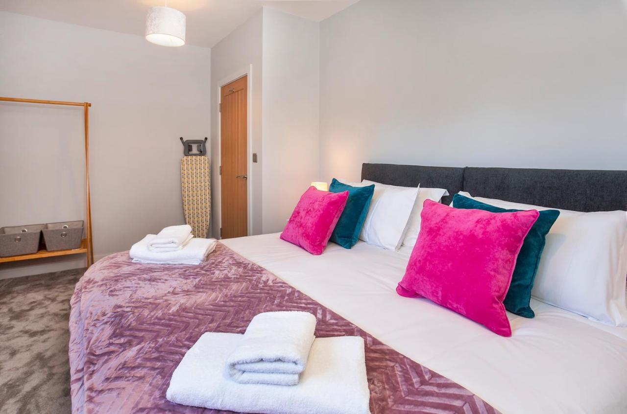 The Luxury Potting Shed With Free Parking! Appartamento York Esterno foto